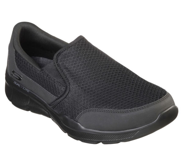 SKECHERES RelaxedFit