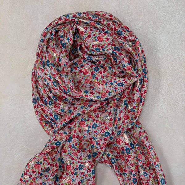 ThreeM Scarf W/ Flower