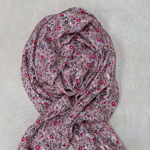 ThreeM Scarf W/Flower