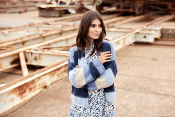 SC Brinnie 1 Cardigan Kort